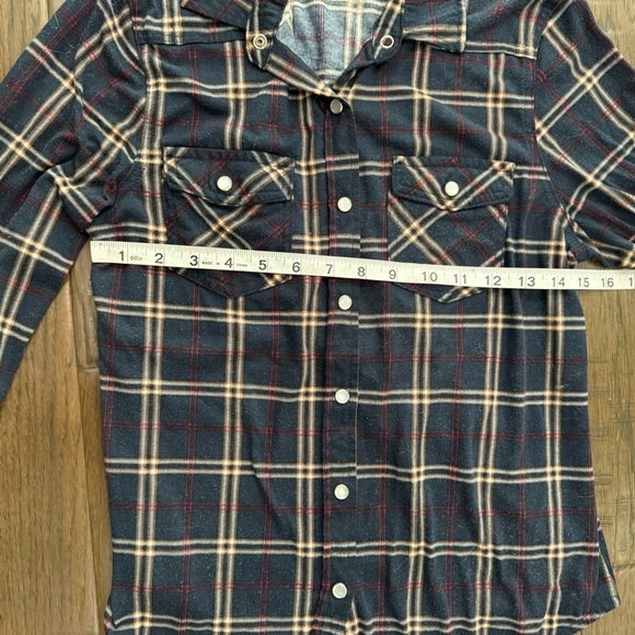 Revamped Button Down Long Sleeve - Picture 9 of 10
